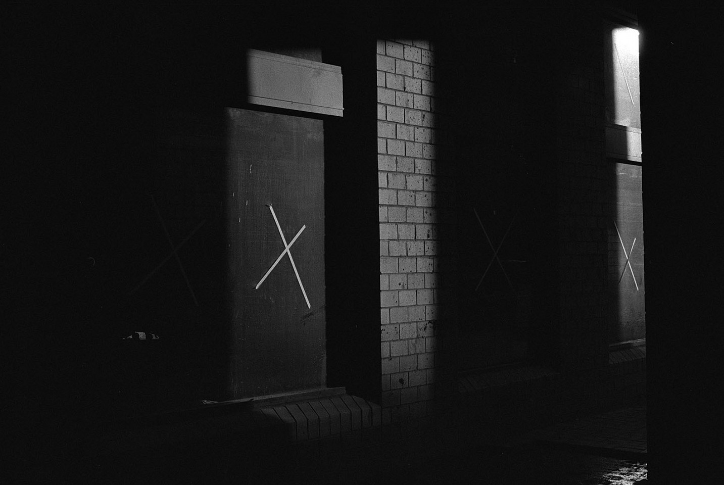 Ernest Stone, New York A to Z
1975, Vintage gelatin silver print